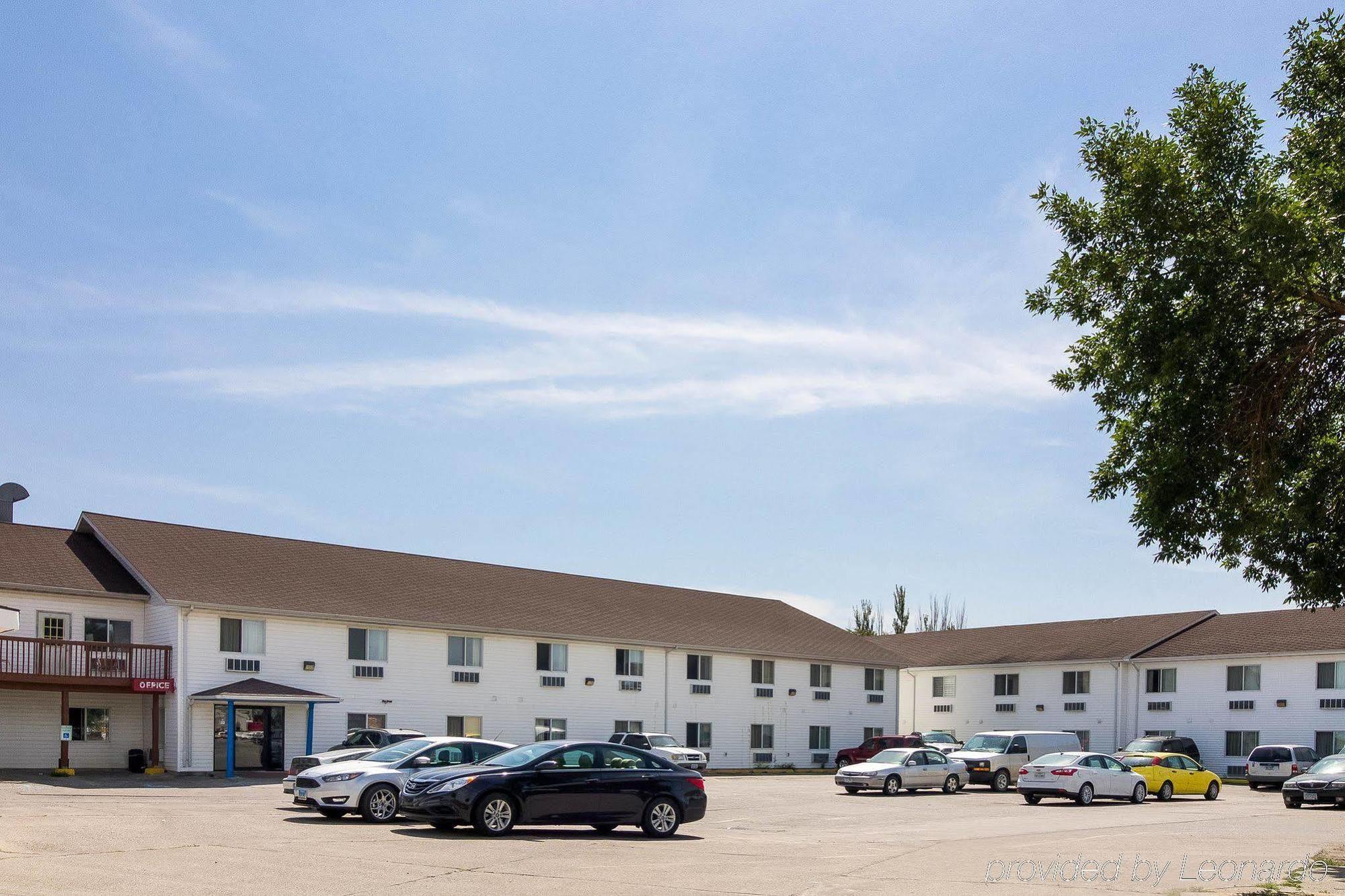 Rodeway Inn West Fargo Eksteriør bilde