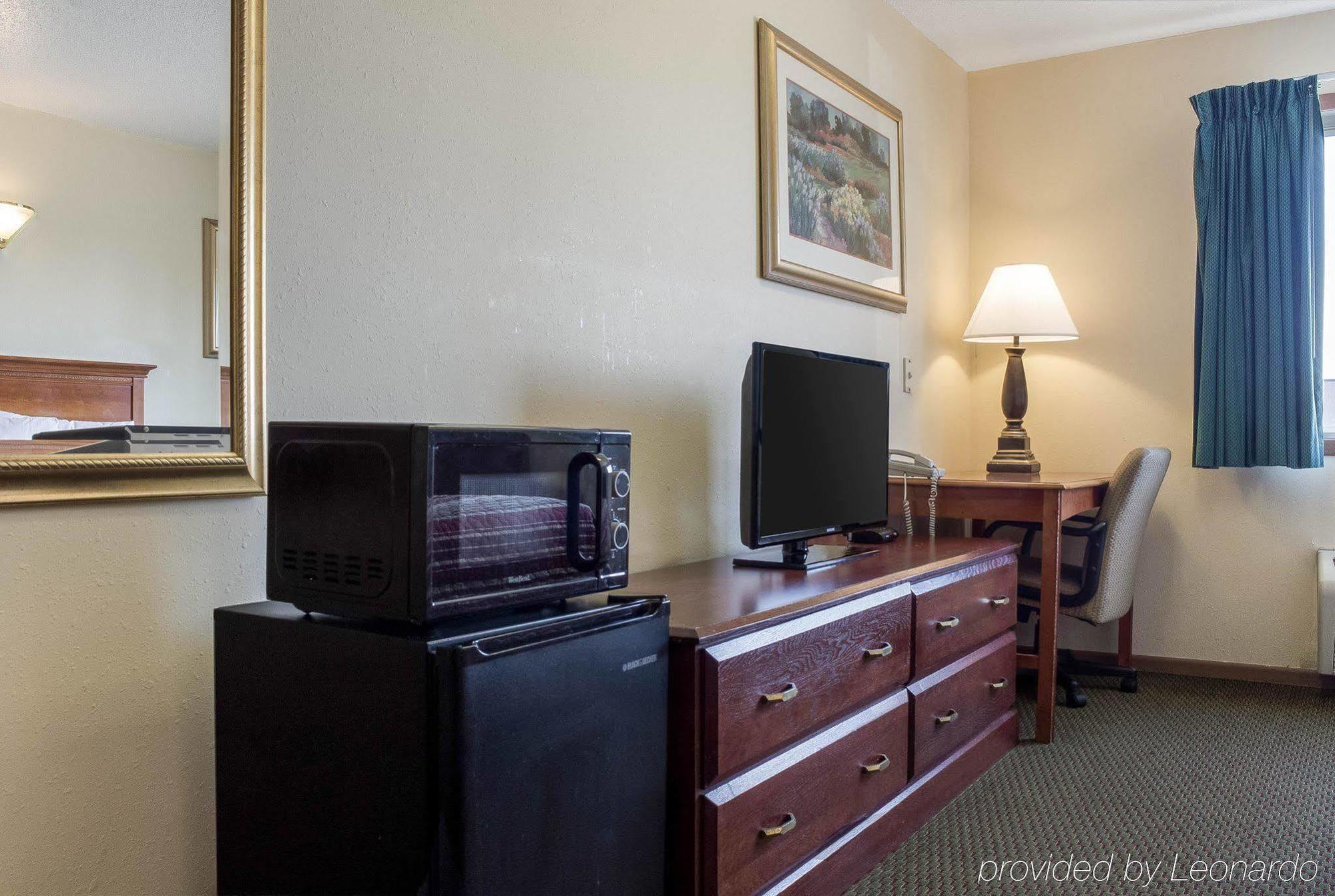 Rodeway Inn West Fargo Eksteriør bilde